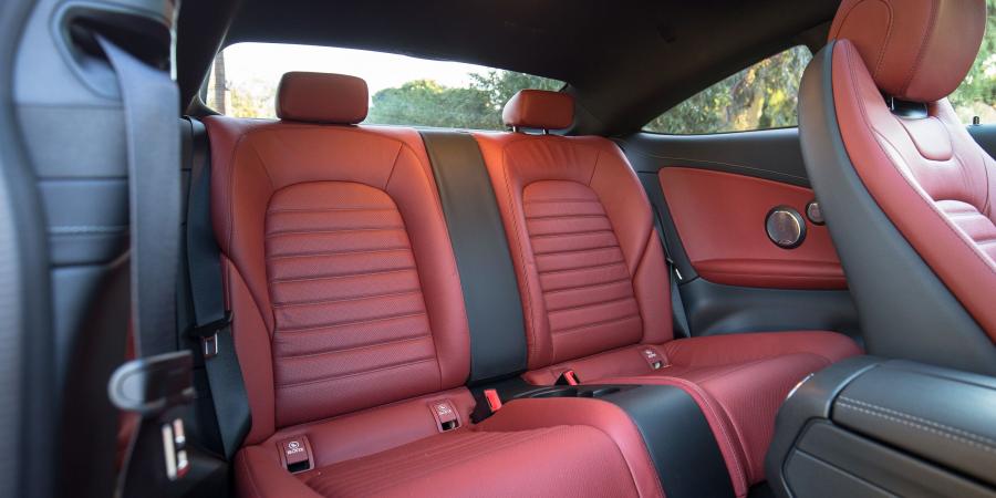 Интерьер Mercedes-Benz C250 d Coupe AMG Line 2016 года  (AU) (фото 2 из 11)
